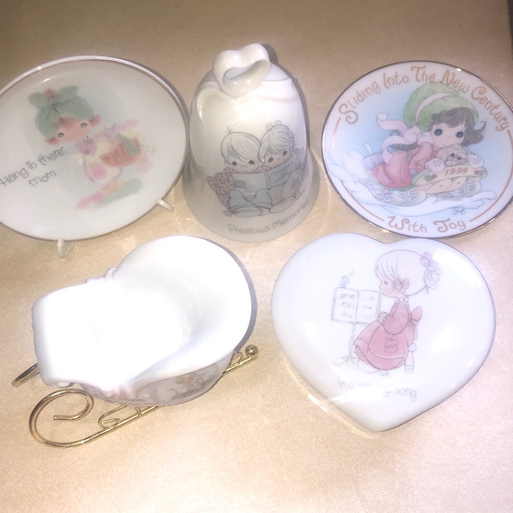 Precious Moments Porcelain Trinket Dish Set in Pink, White & Gold